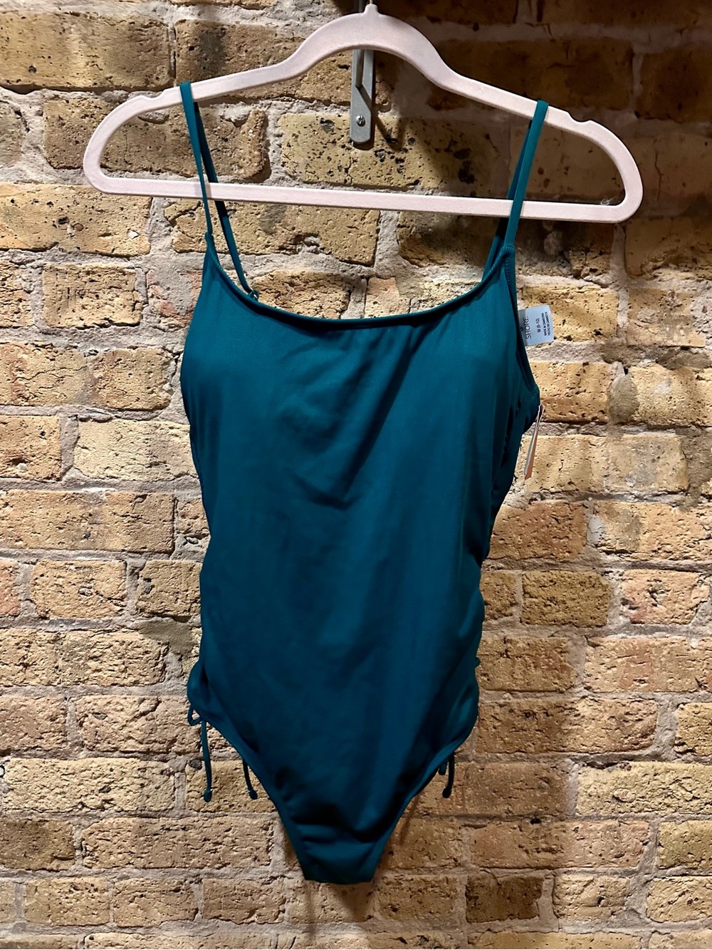 NWT Shade and Shore Teal One Piece Swimsuit with ruching on sides Size Medium